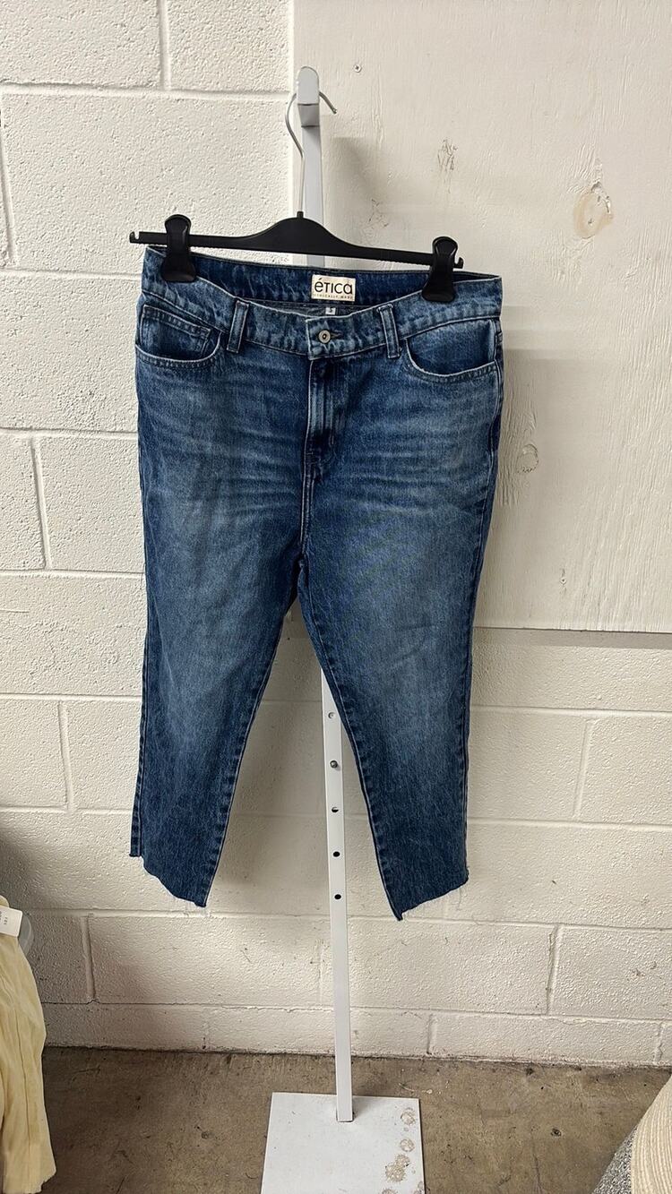 Etica jeans size 5 vanity sizing (US 10-12) NWT revolve brand medium wash